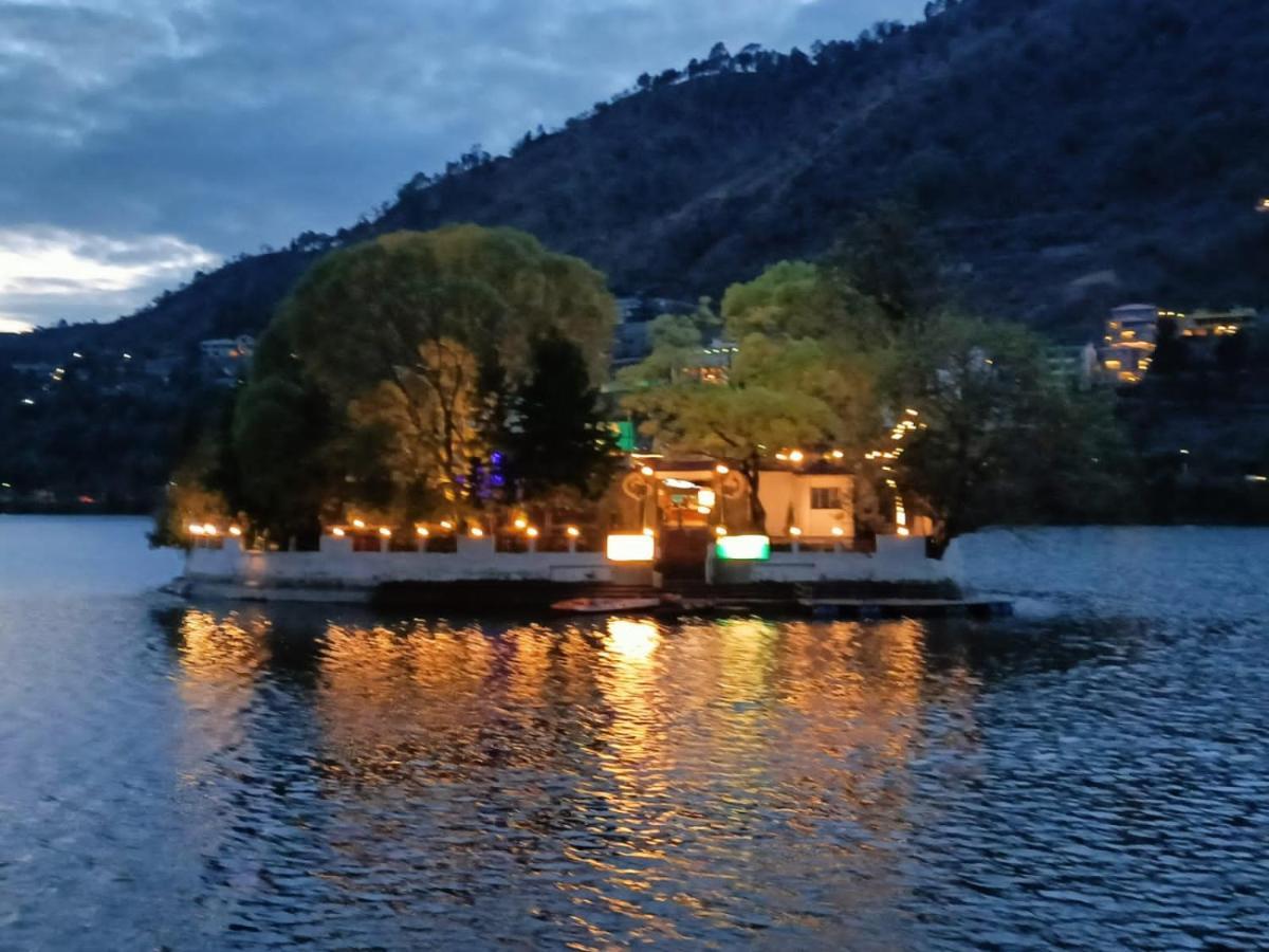 The Periwinkle Homestay Bhīm Tāl Eksteriør bilde