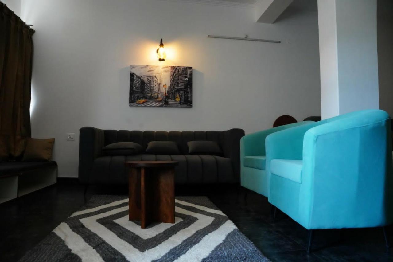 The Periwinkle Homestay Bhīm Tāl Eksteriør bilde