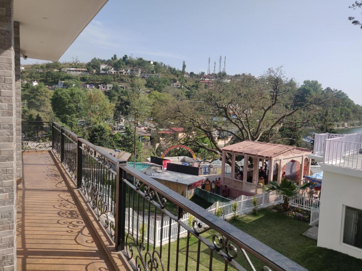 The Periwinkle Homestay Bhīm Tāl Eksteriør bilde