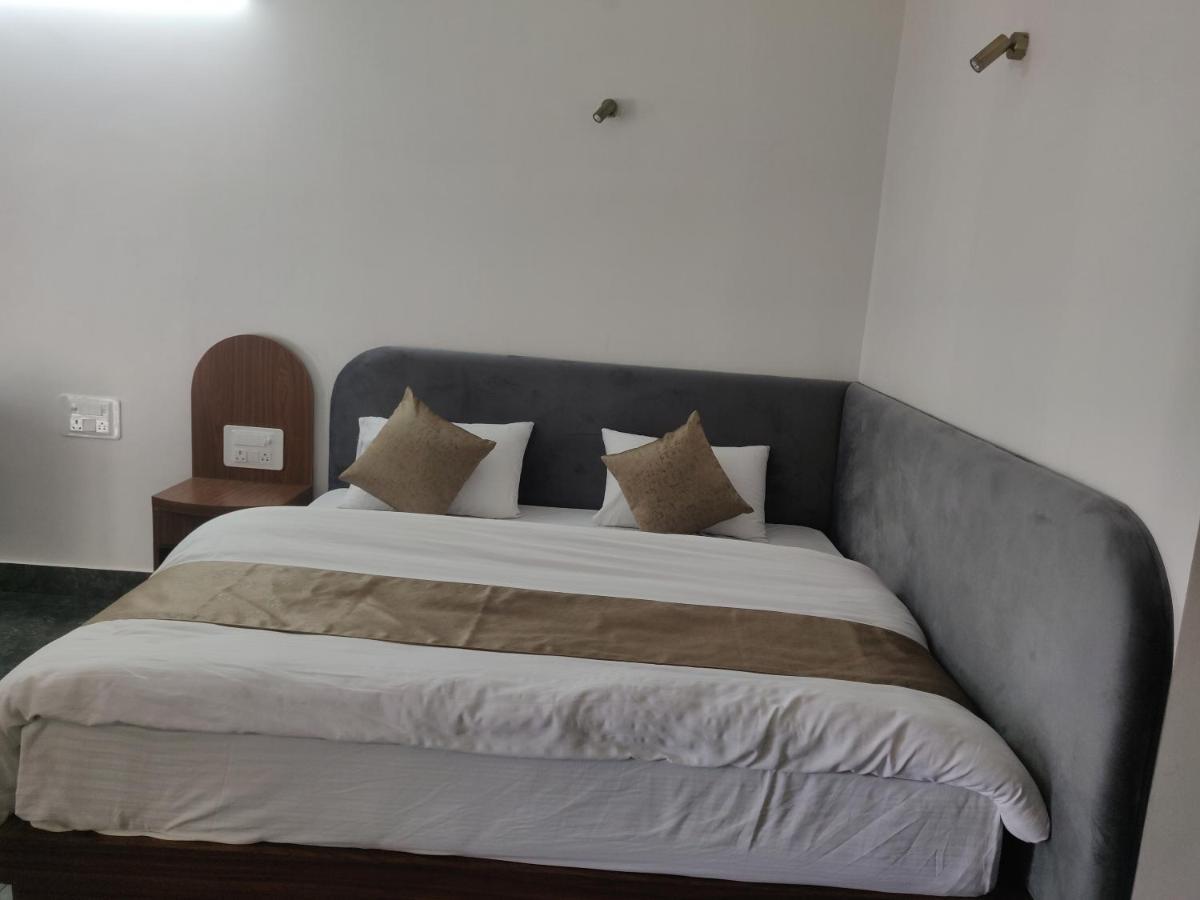 The Periwinkle Homestay Bhīm Tāl Eksteriør bilde