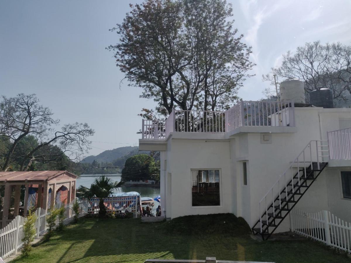 The Periwinkle Homestay Bhīm Tāl Eksteriør bilde